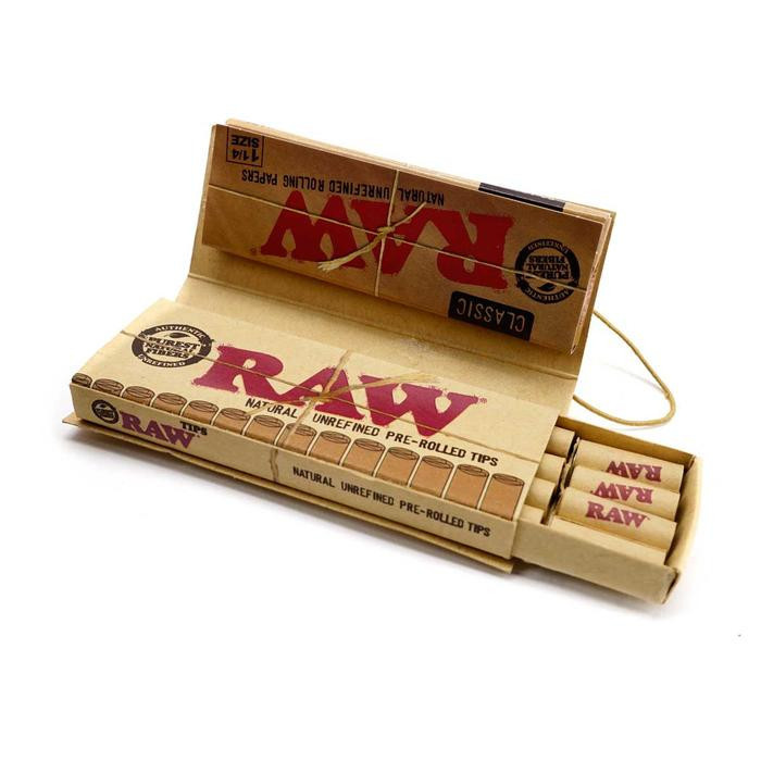 RAW Connoisseur 1 1/4 Size Classic Rolling Papers With Tips - 24ct Per Box thumbnail 4